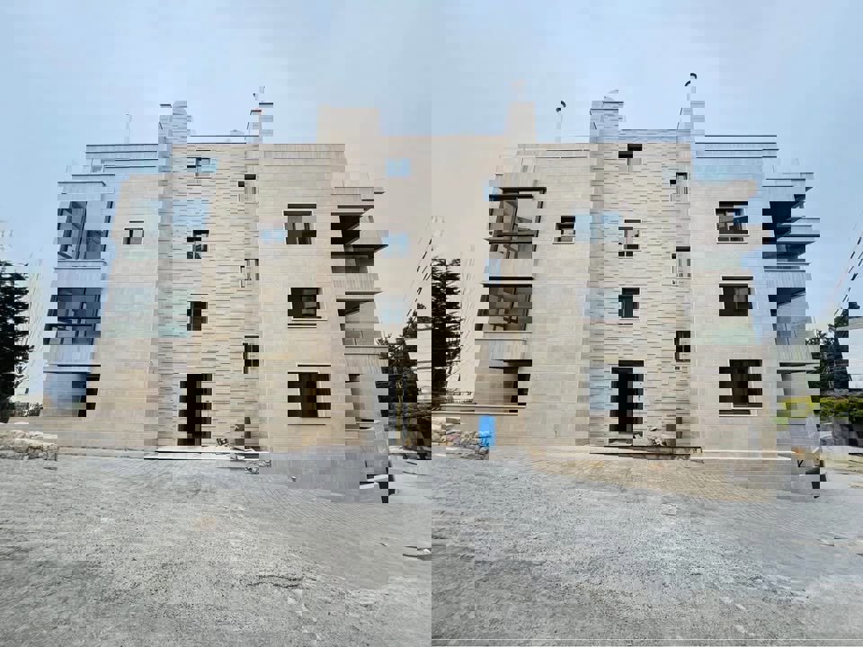 Deluxe Apartments – Fatqa Thumbnail