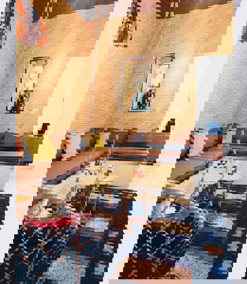 Achkout Living Thumbnail